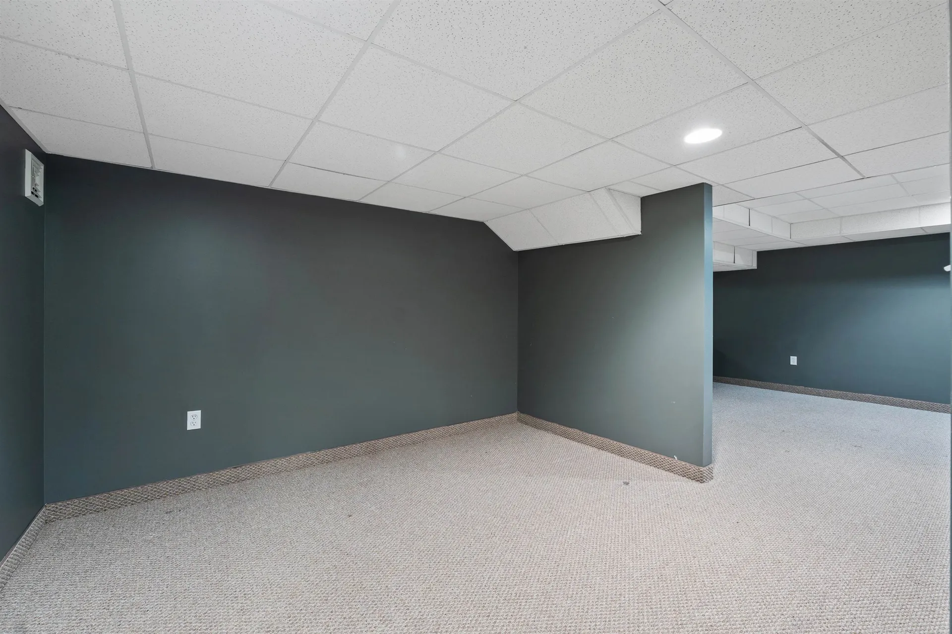 271 Merritt Nyberg Lane Manchester NH 03104