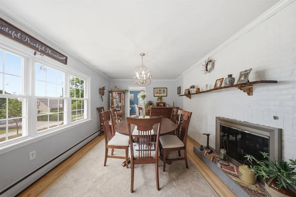 494 Laurel Street Manchester NH 03103