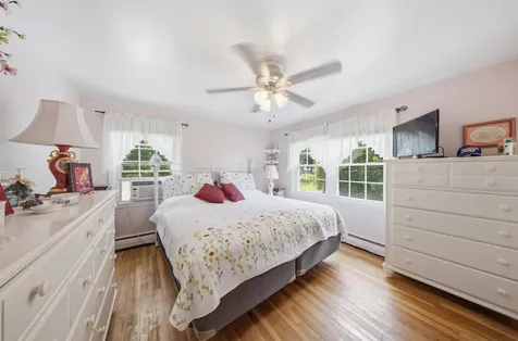 494 Laurel Street Manchester NH 03103