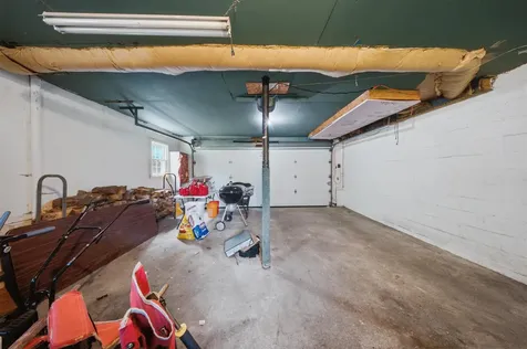 494 Laurel Street Manchester NH 03103
