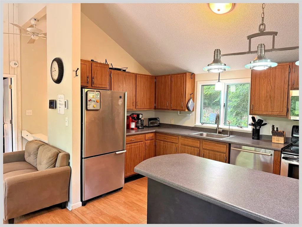 5 Durgin Circle Campton NH 03223