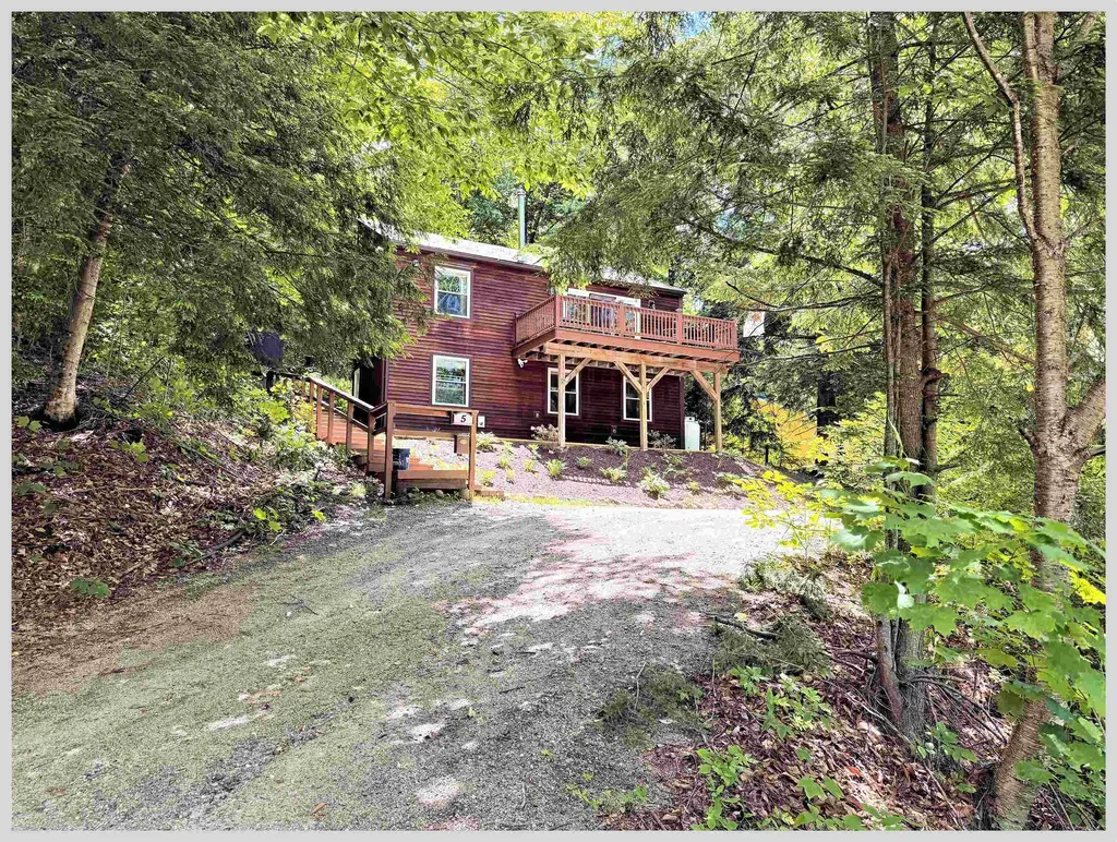 5 Durgin Circle Campton NH 03223