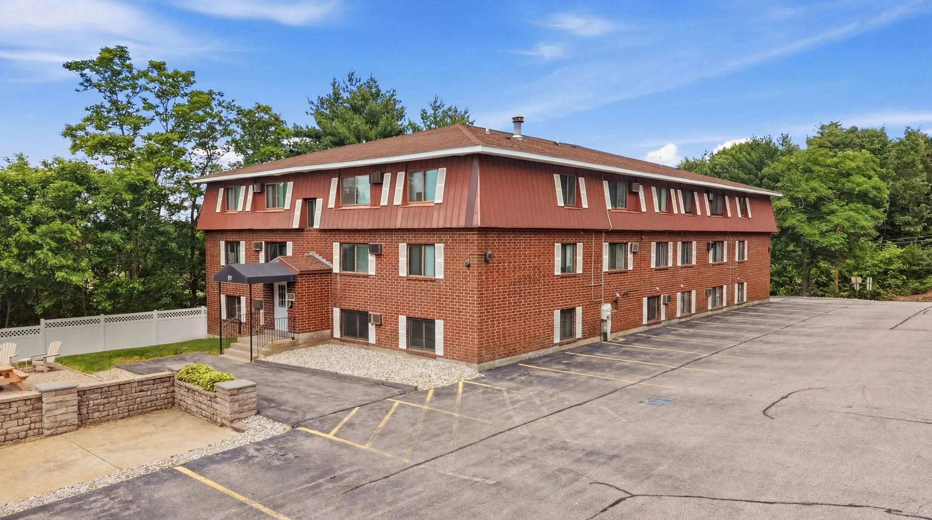 555 Calef Road Manchester NH 03103