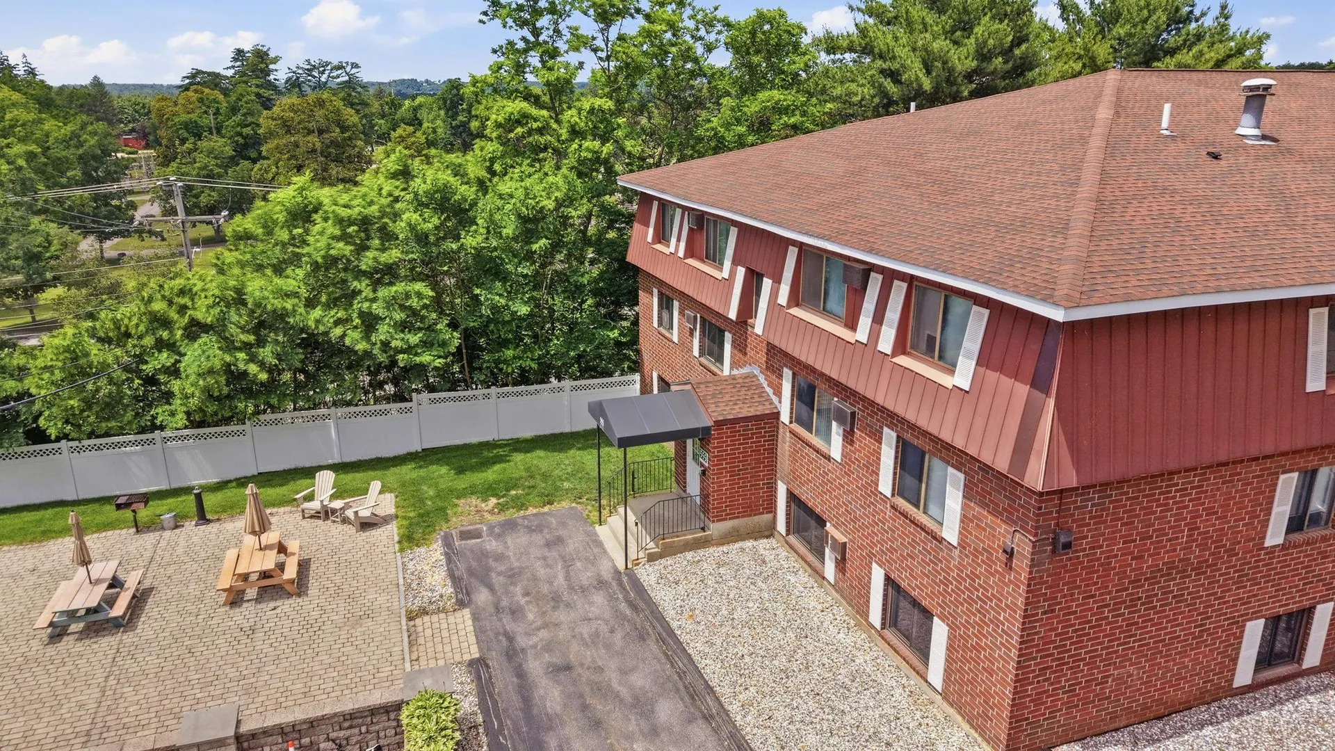 555 Calef Road Manchester NH 03103