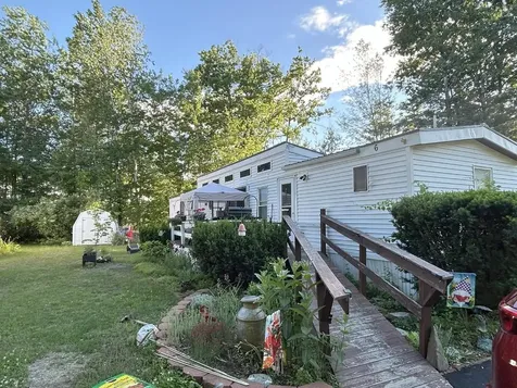 320 Old Lake Shore Road Gilford NH 03249