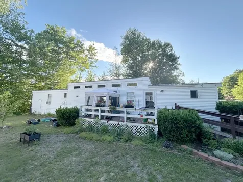 320 Old Lake Shore Road Gilford NH 03249