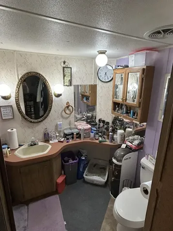 320 Old Lake Shore Road Gilford NH 03249