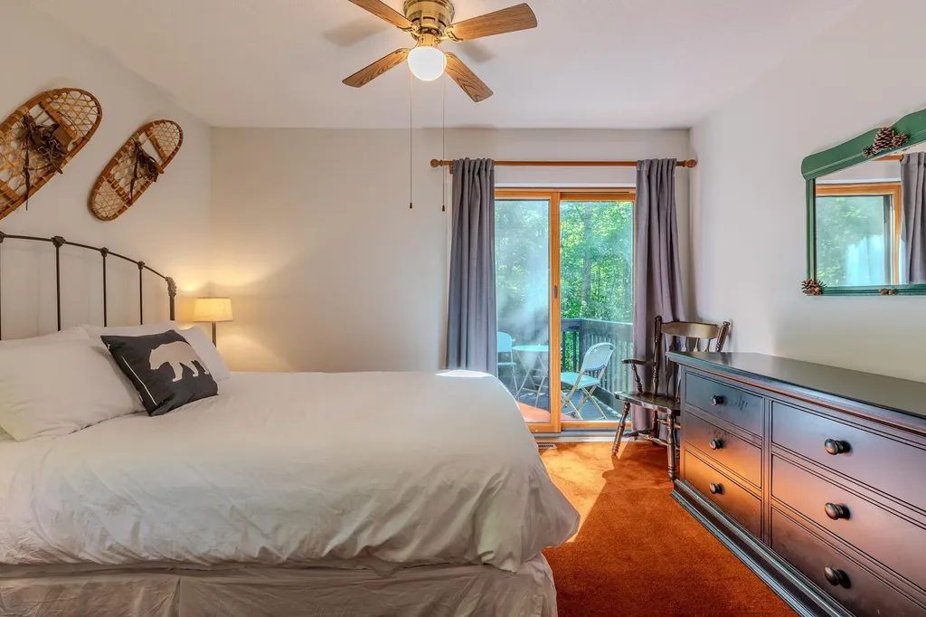 202 Twin Brook Circle Londonderry VT 05155