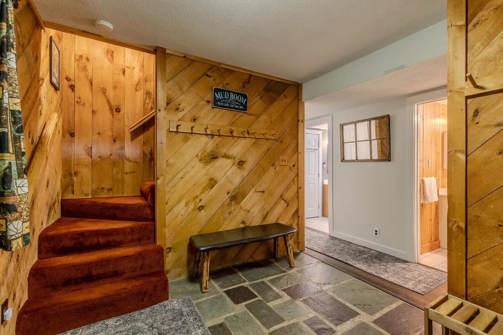 202 Twin Brook Circle Londonderry VT 05155