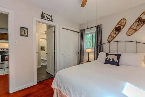 202 Twin Brook Circle Londonderry VT 05155