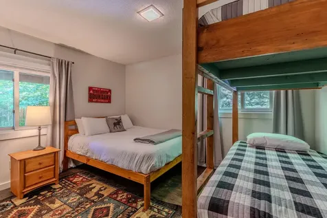 202 Twin Brook Circle Londonderry VT 05155