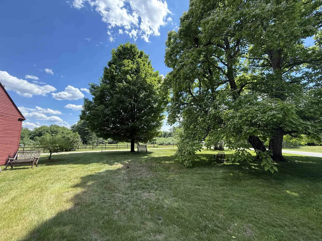 1 Smith Lane Amherst NH 03031