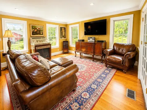 1 Smith Lane Amherst NH 03031
