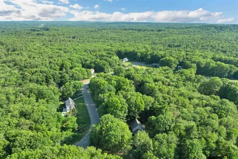 9 Meadowview Drive Plaistow NH 03865