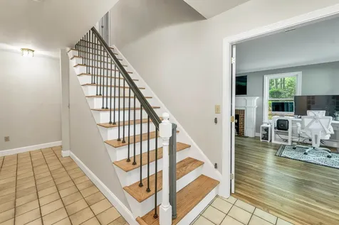 9 Meadowview Drive Plaistow NH 03865