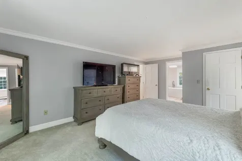9 Meadowview Drive Plaistow NH 03865