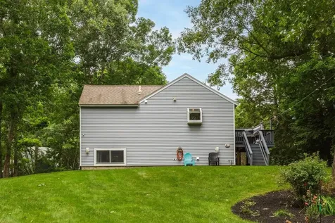40 Boulder Drive Danville NH 03819