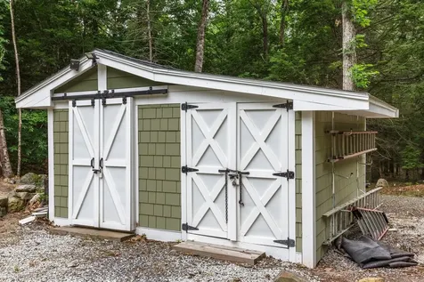 40 Boulder Drive Danville NH 03819