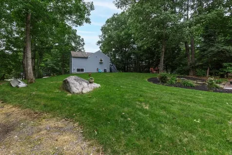 40 Boulder Drive Danville NH 03819