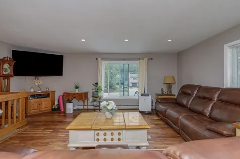 40 Boulder Drive Danville NH 03819