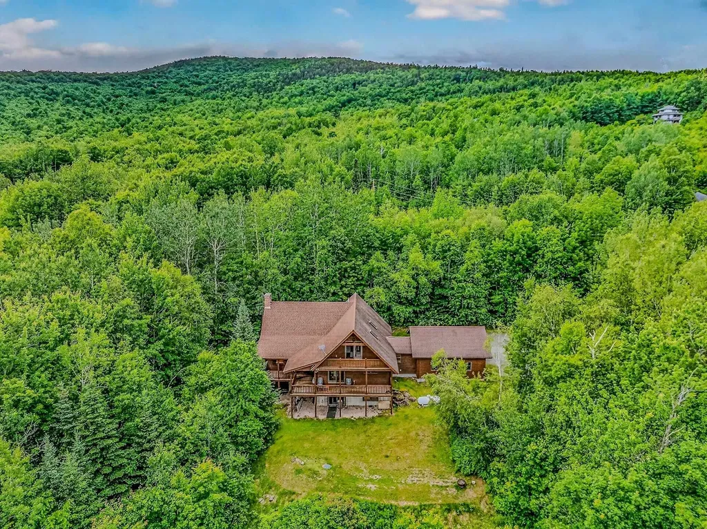 185 North Peak Drive Easton NH 03580