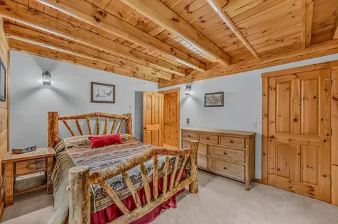185 North Peak Drive Easton NH 03585