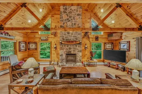 185 North Peak Drive Easton NH 03580