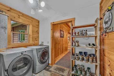 185 North Peak Drive Easton NH 03585