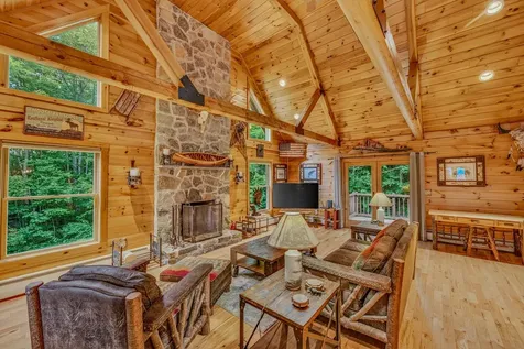 185 North Peak Drive Easton NH 03585