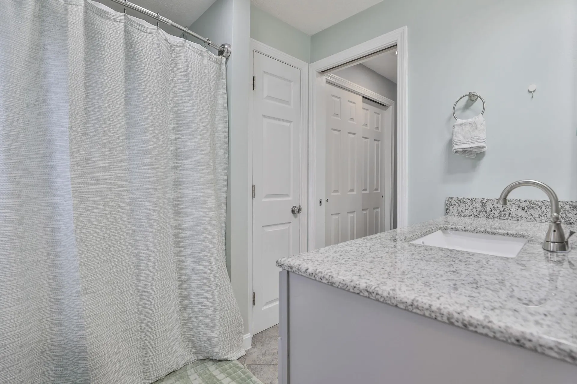 3 Trina Road Salem NH 03079