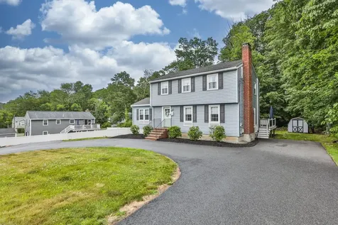 3 Trina Road Salem NH 03079