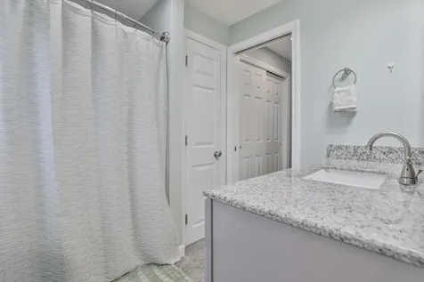 3 Trina Road Salem NH 03079