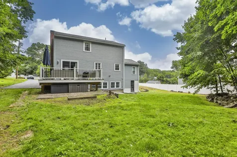 3 Trina Road Salem NH 03079