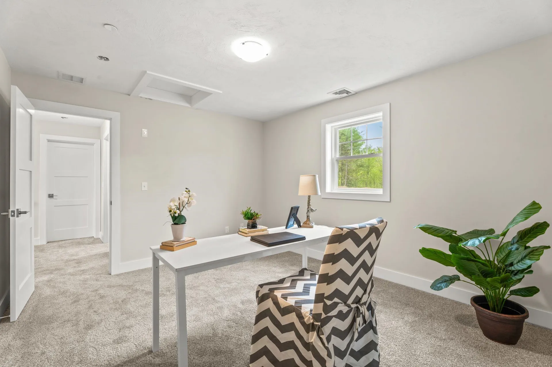 99 Driftwood Circle Sandown NH 03873