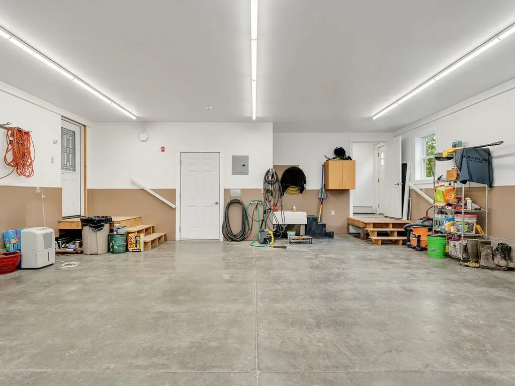 1233 Satterly Road Ferrisburgh VT 05456