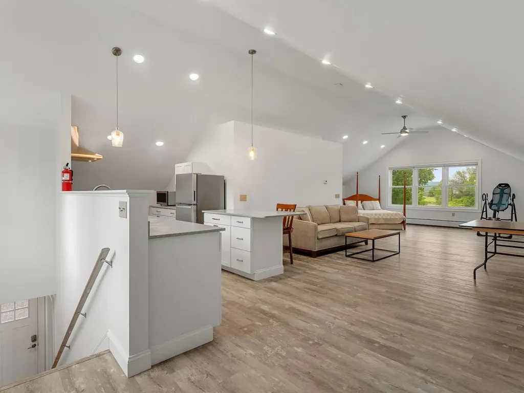 1233 Satterly Road Ferrisburgh VT 05456