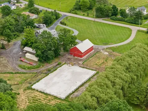 1233 Satterly Road Ferrisburgh VT 05456