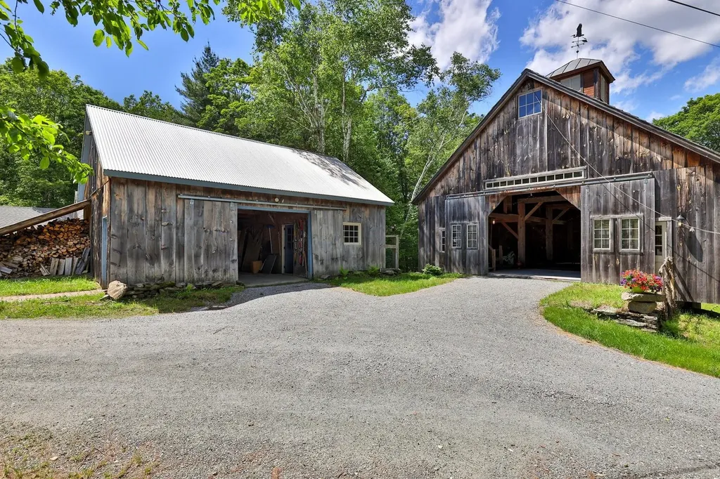 328 Gravelin Road Weathersfield VT 05151