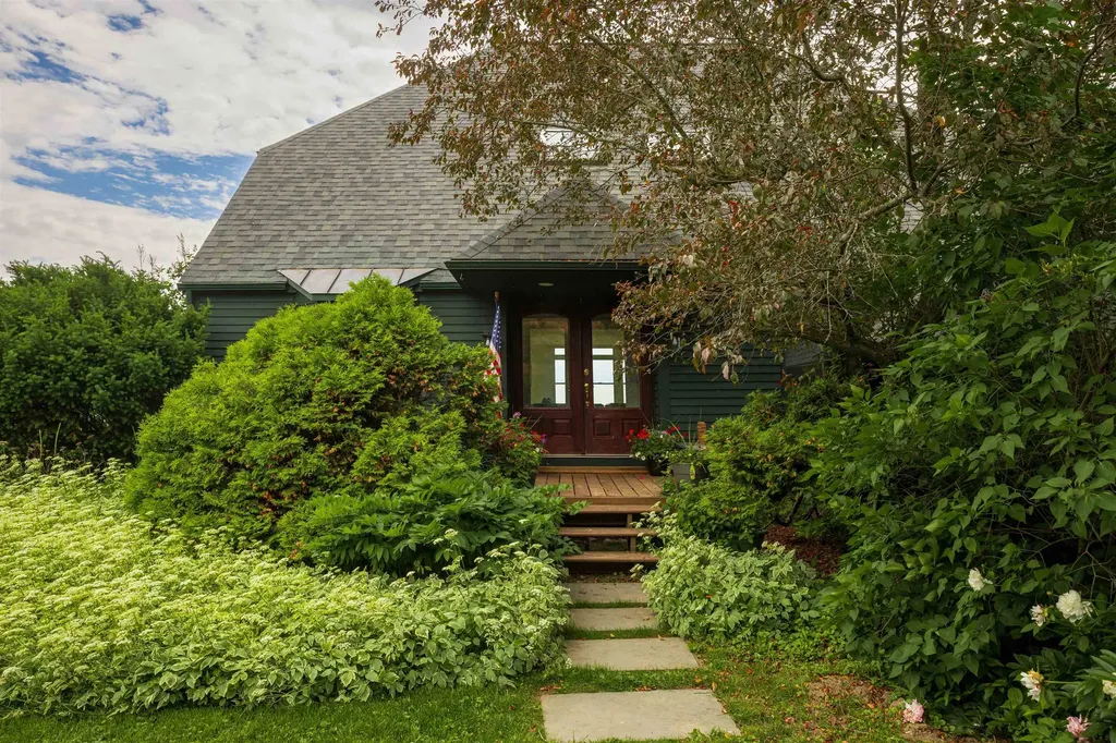 1163 Thompsons Point Road Charlotte VT 05445