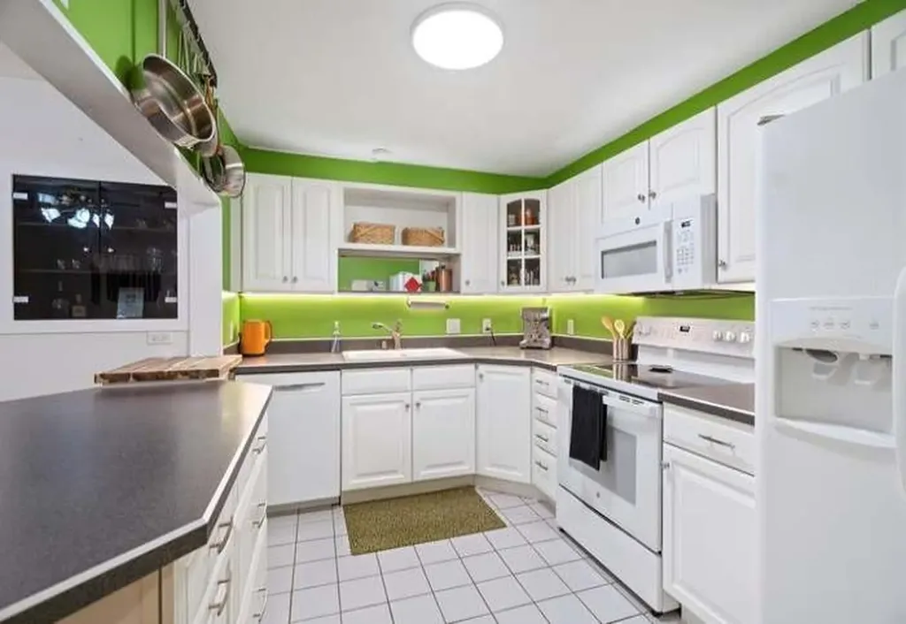 500 Candlewood Park Nashua NH 03063