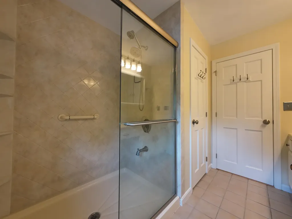 2 Farmington Road Nashua NH 03060