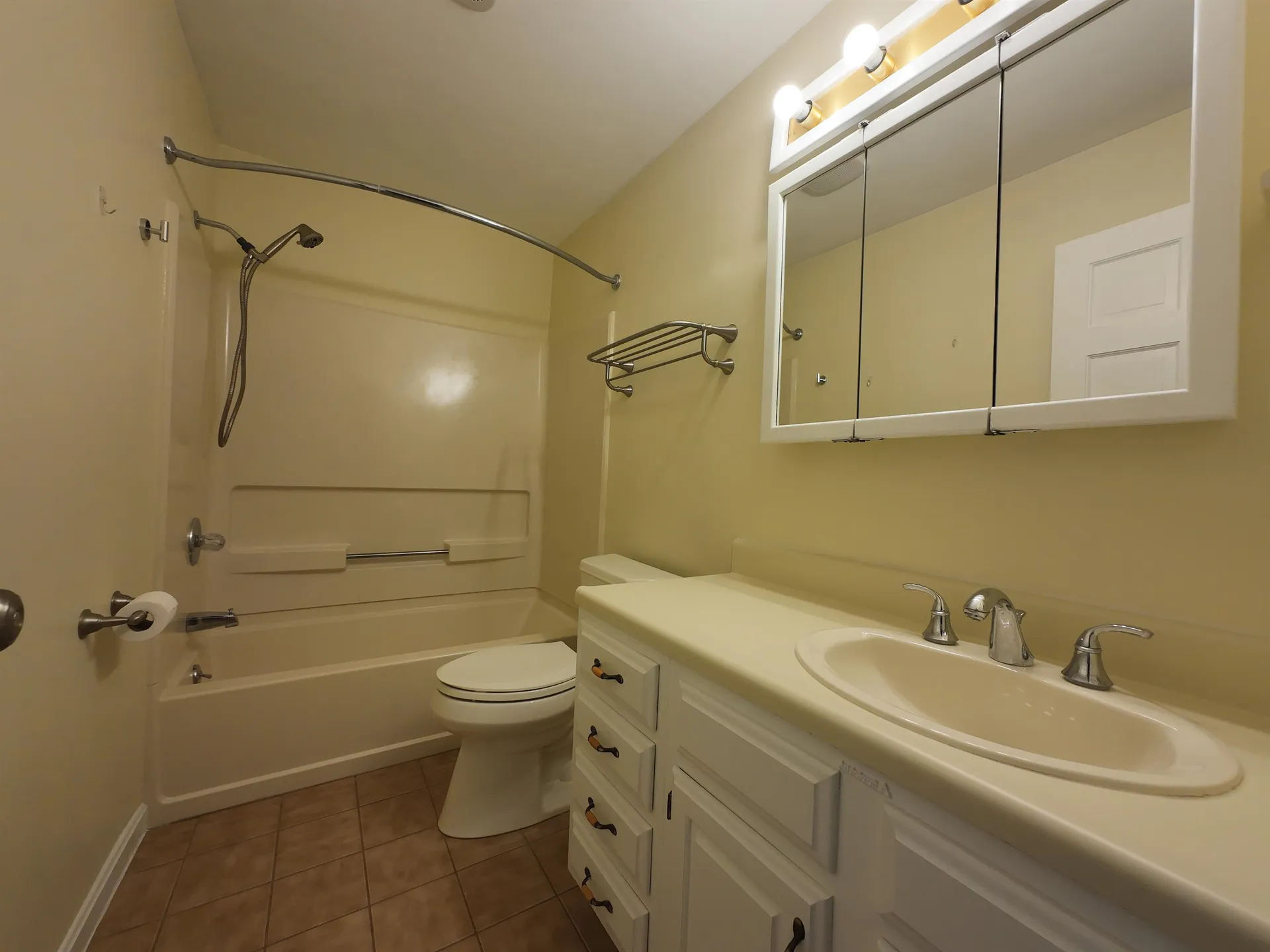 2 Farmington Road Nashua NH 03060