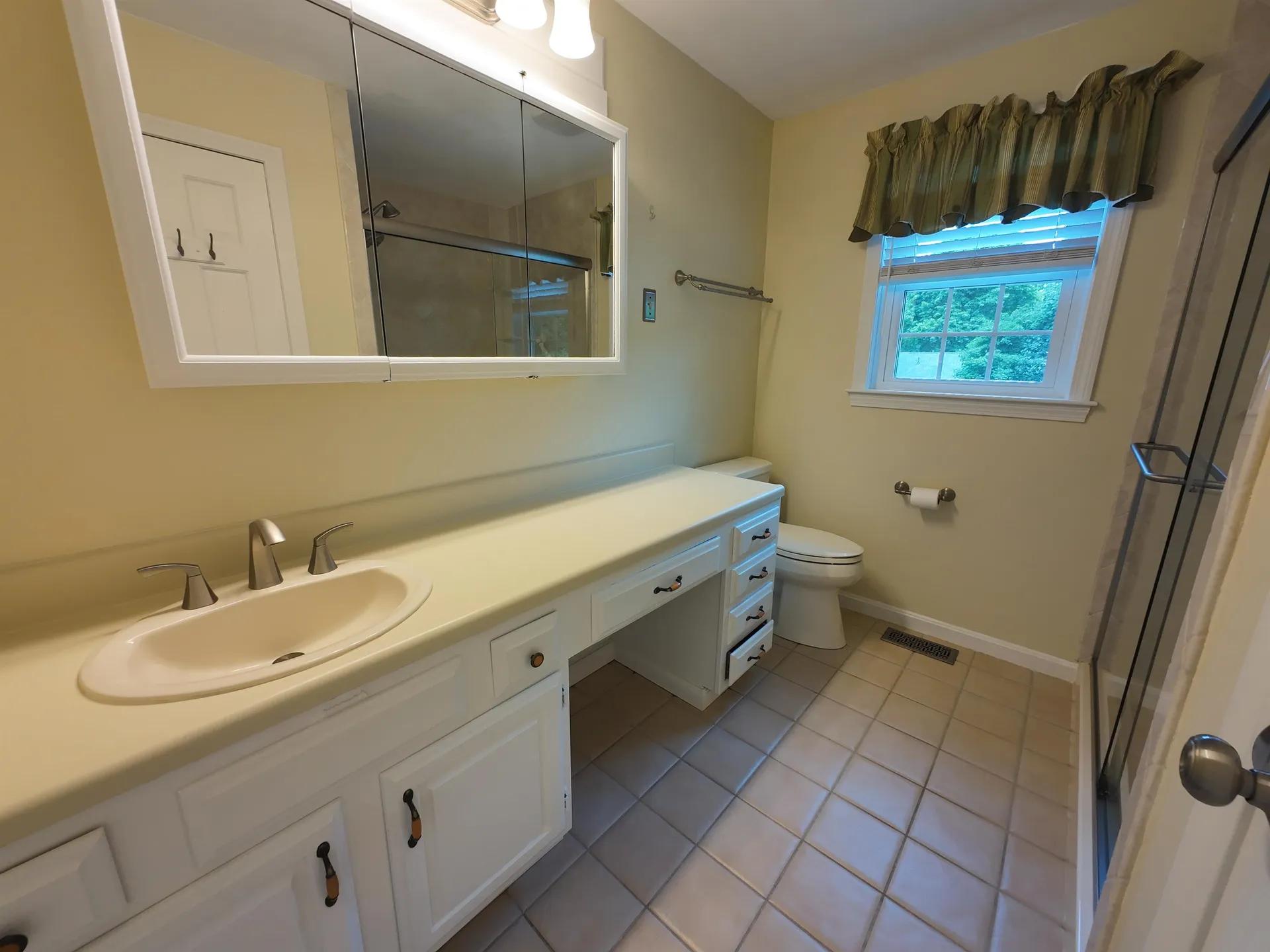 2 Farmington Road Nashua NH 03060