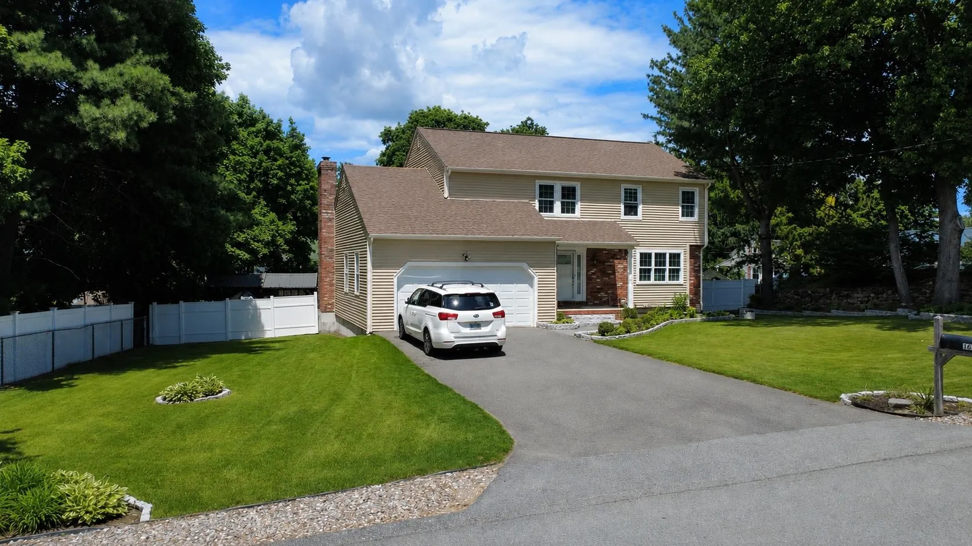 2 Farmington Road Nashua NH 03060