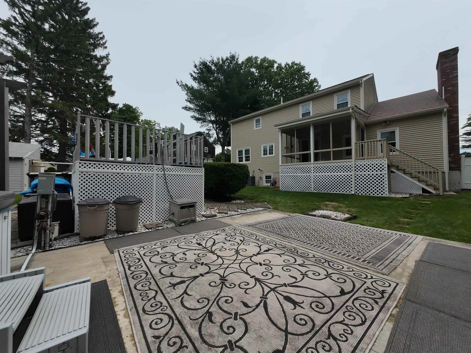 2 Farmington Road Nashua NH 03060