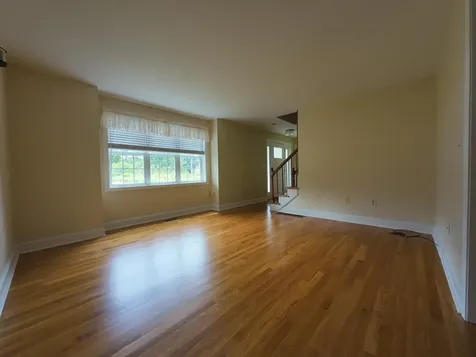 2 Farmington Road Nashua NH 03060