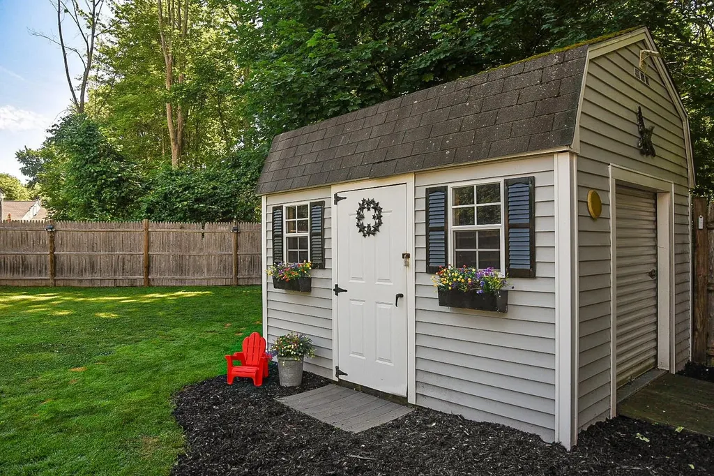 22 Edgewood Street Milford NH 03055