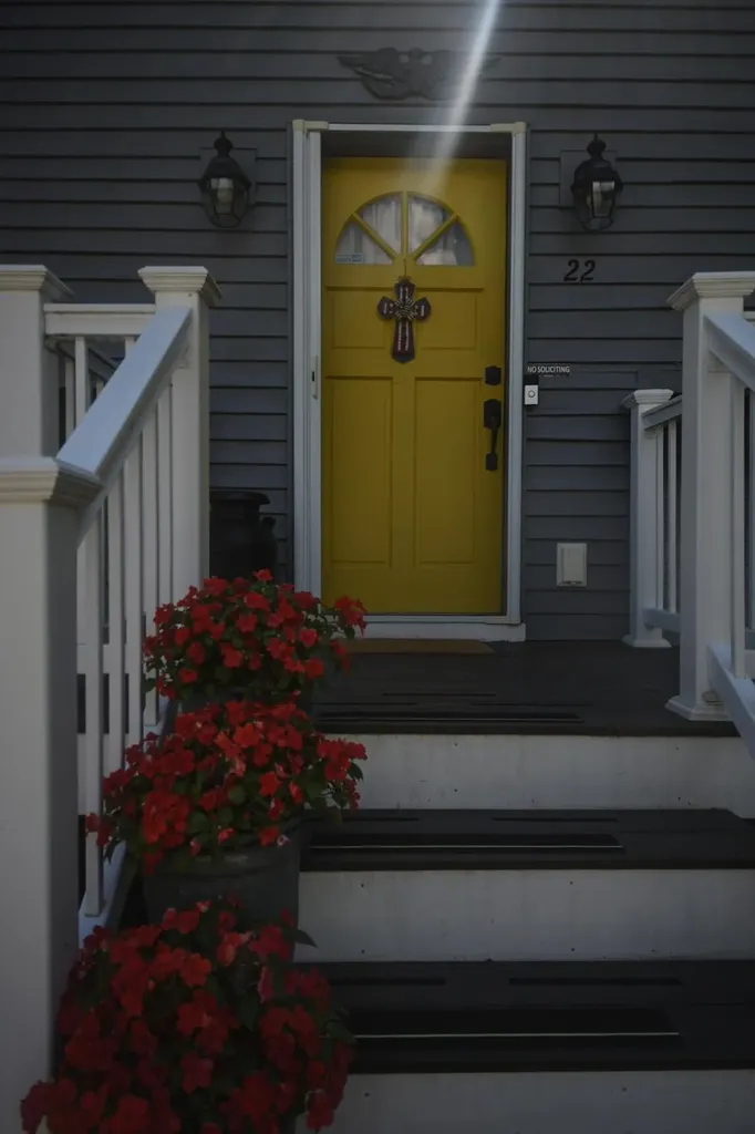 22 Edgewood Street Milford NH 03055