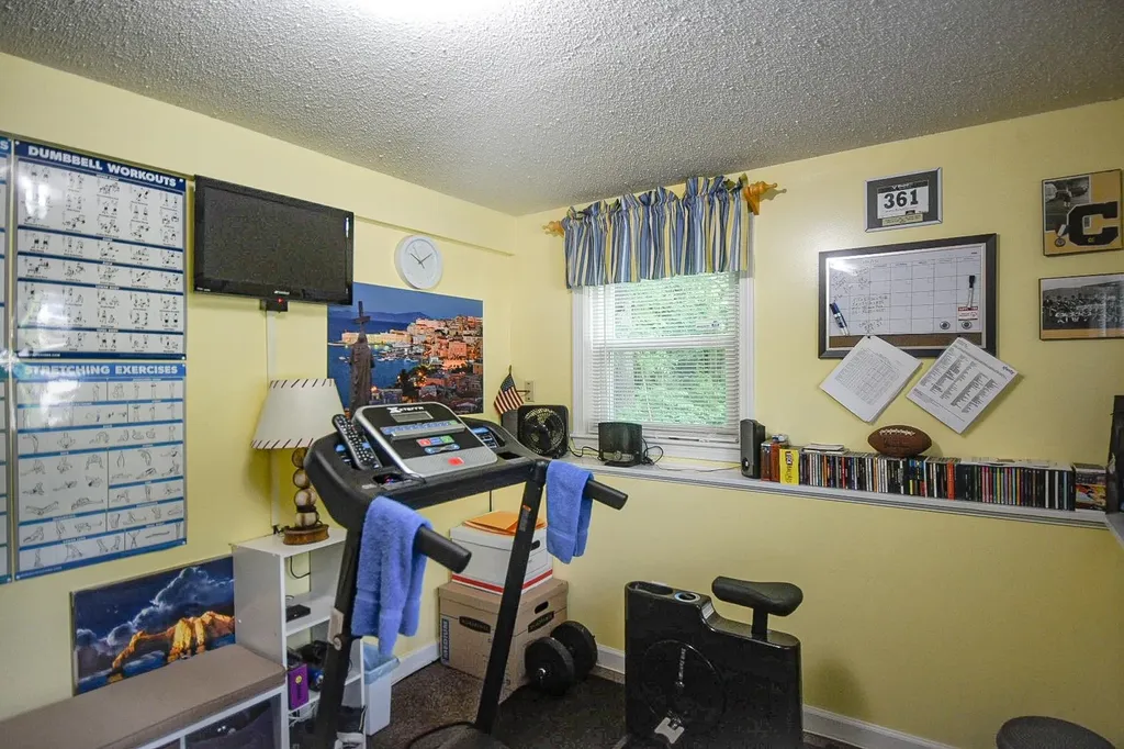 22 Edgewood Street Milford NH 03055