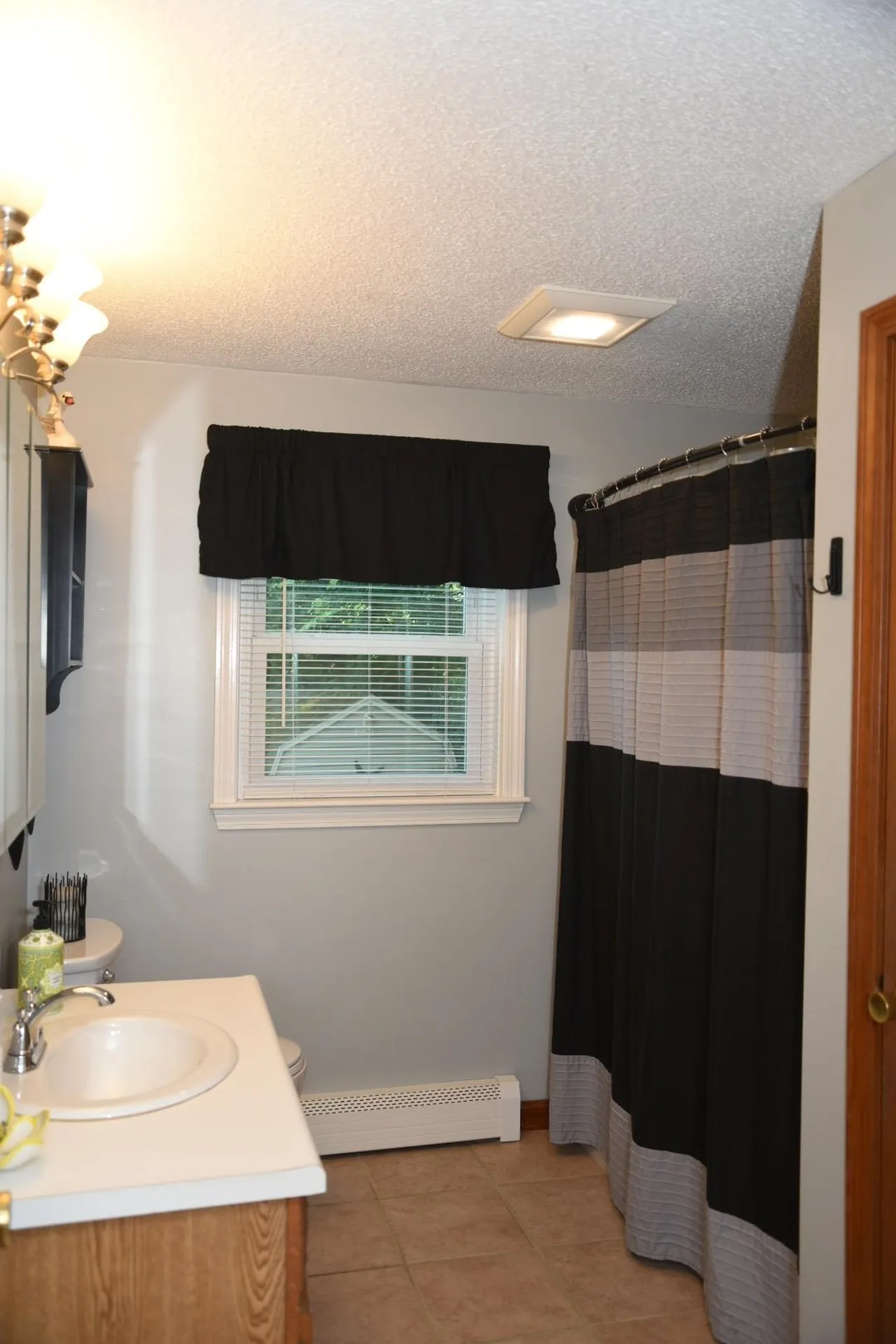 22 Edgewood Street Milford NH 03055